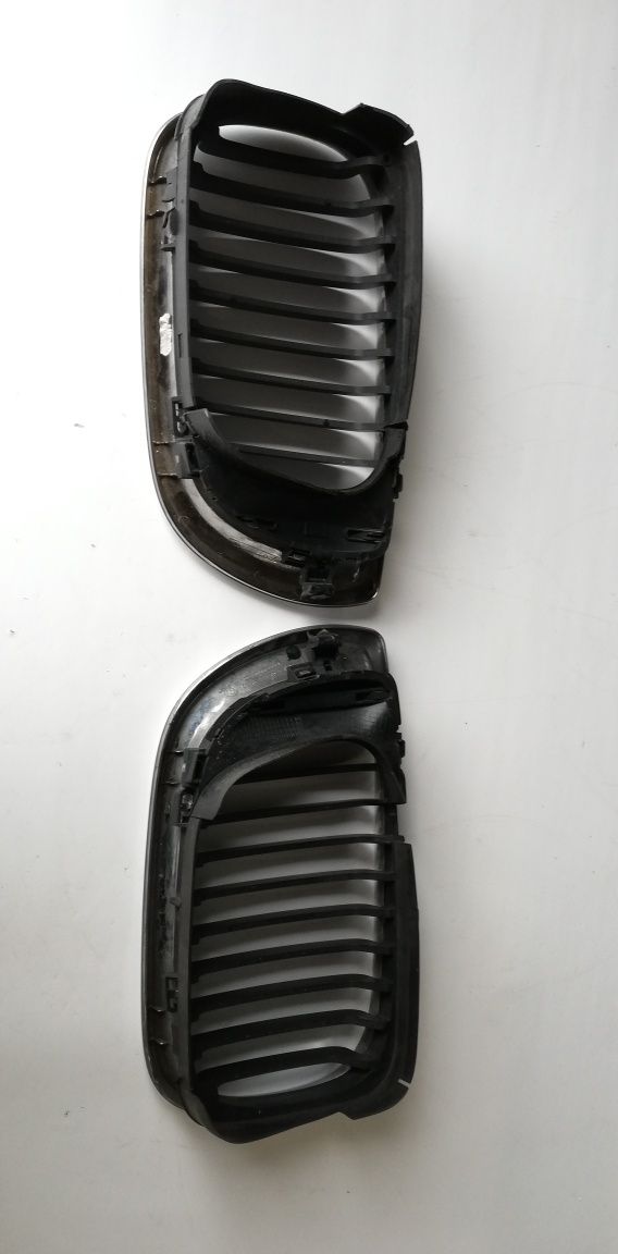 Комплект бъбреци (решетки) BMW 3 E46 318