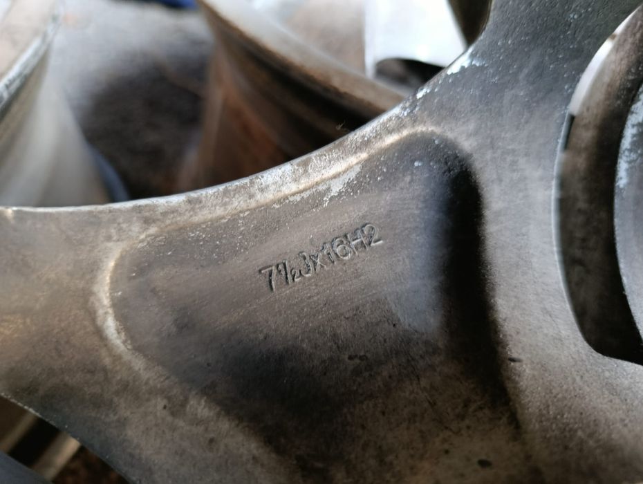 Диски автомобильные 4 шт