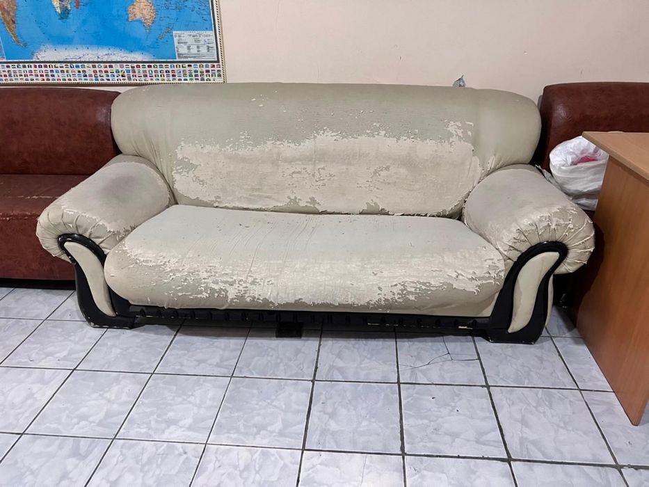 ДИваны очень много большие