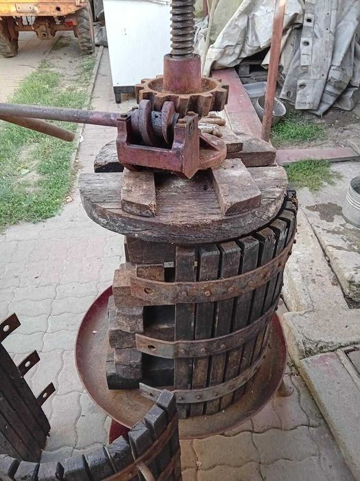 Vand presa struguri / zdrobitor / teasc