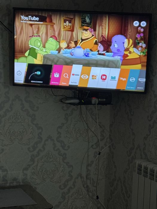 Lg smart tv продам в хорошем состоянии