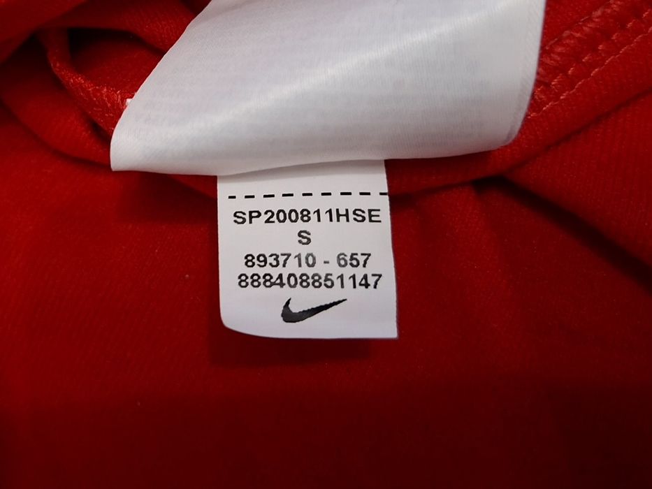 Nike-Ориг. Дамско горнище Ново!!!