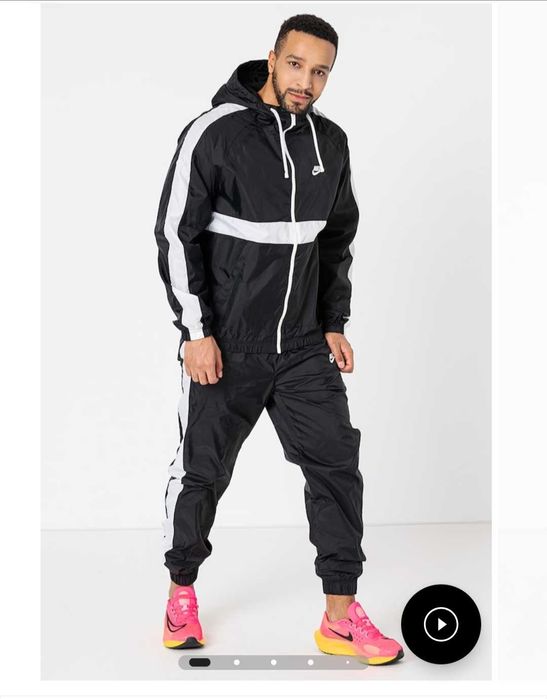 Nike спортен екип с качулка