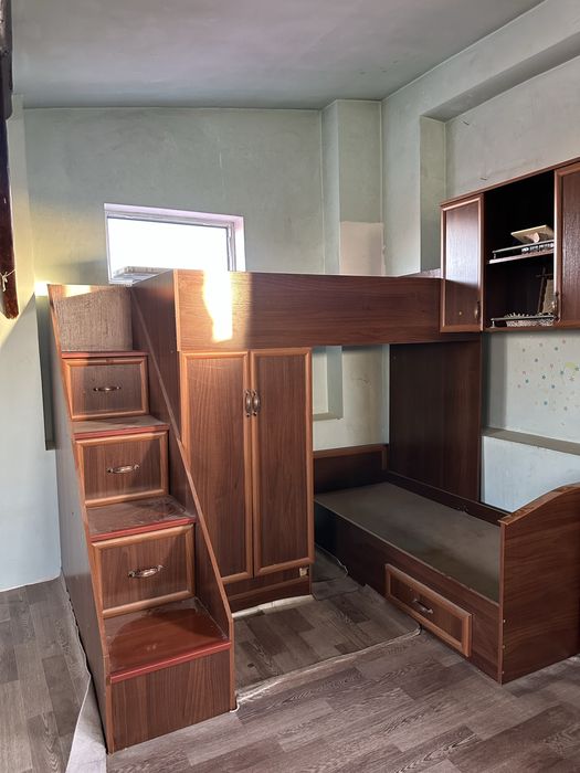 Mebel detskiy sotiladi