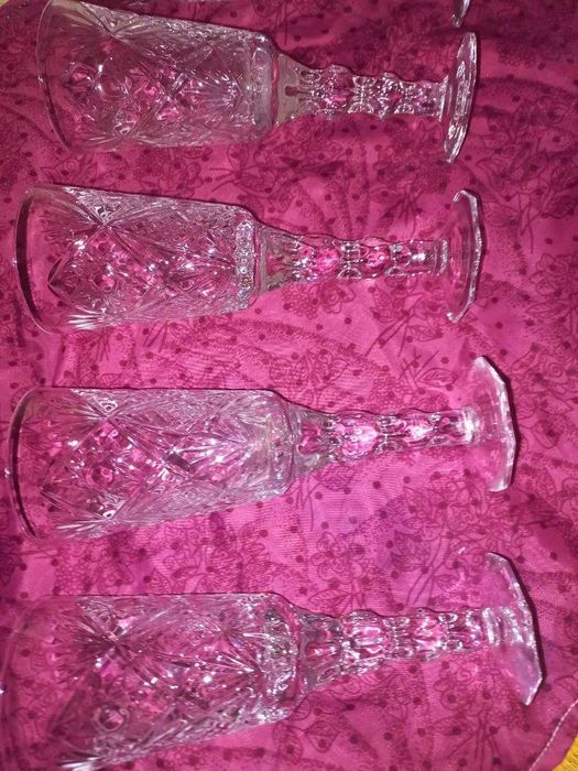 Фужеры хрустальные. Высота 19,5 см. Цена указана за 6 фужеров.