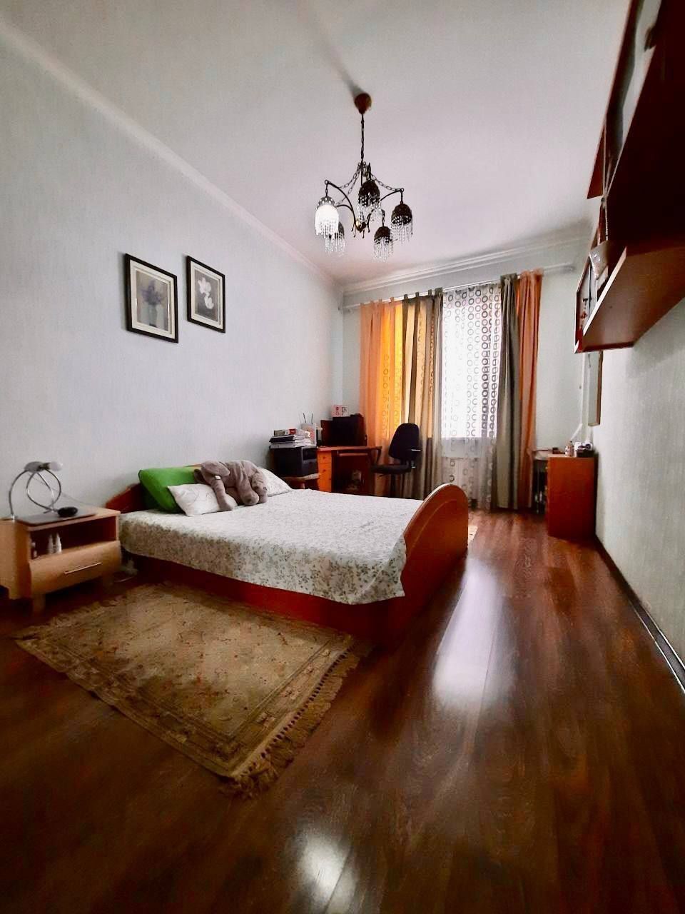 Квартира Центр Габус 3//4//8  150м2 ор. Метро Ойбек