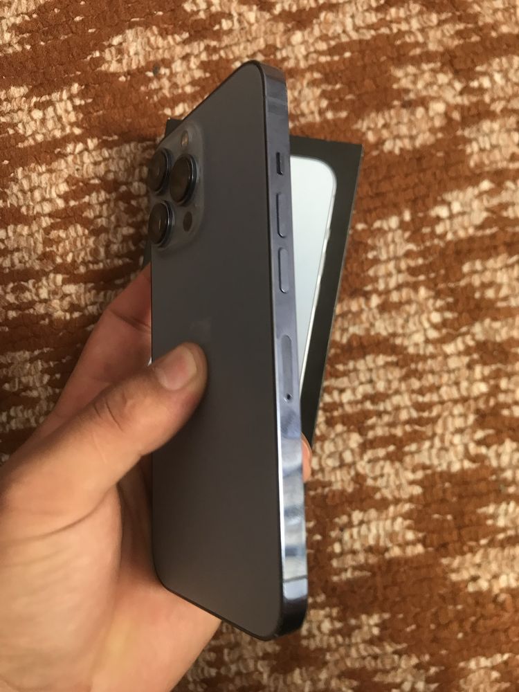 Iphone 13 pro blue