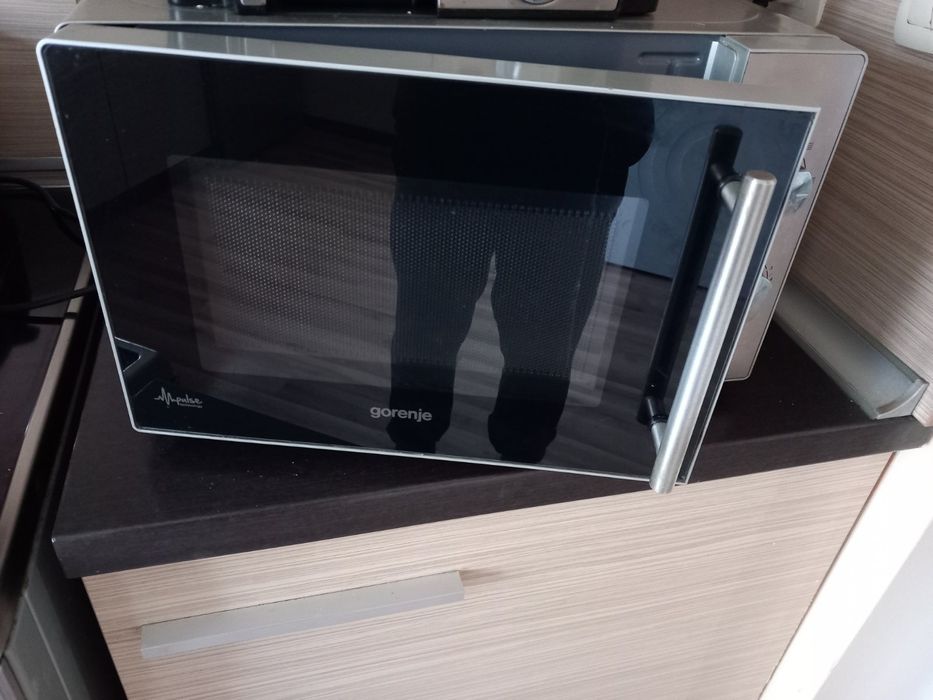 Хладилник,микровълнова, фурна