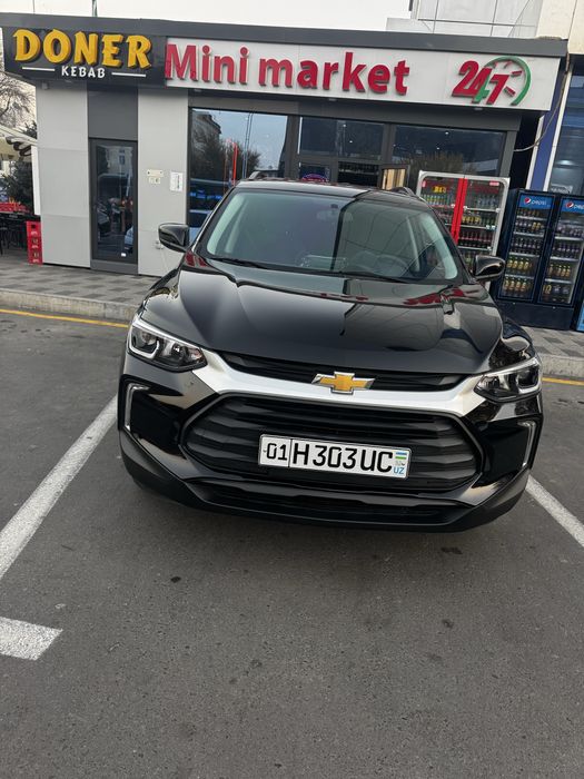 Srochno! Chevrolet Tracker 2025 Probeg 9000km
