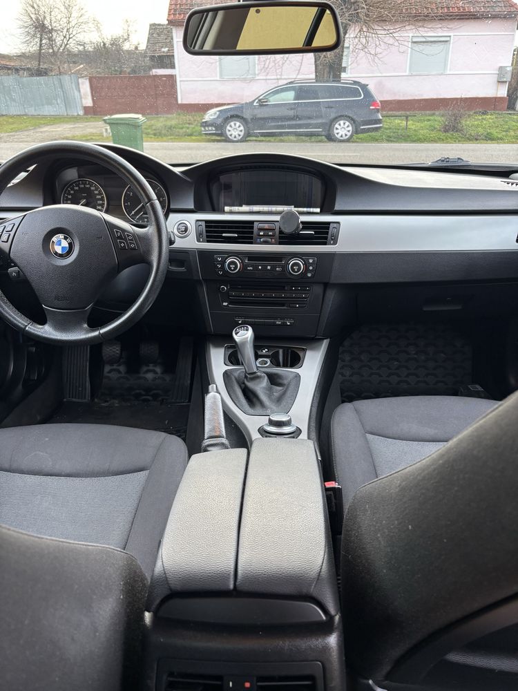 Vand Bmw seria 3 sau schimb.Ofer diferenta unde este cazul
