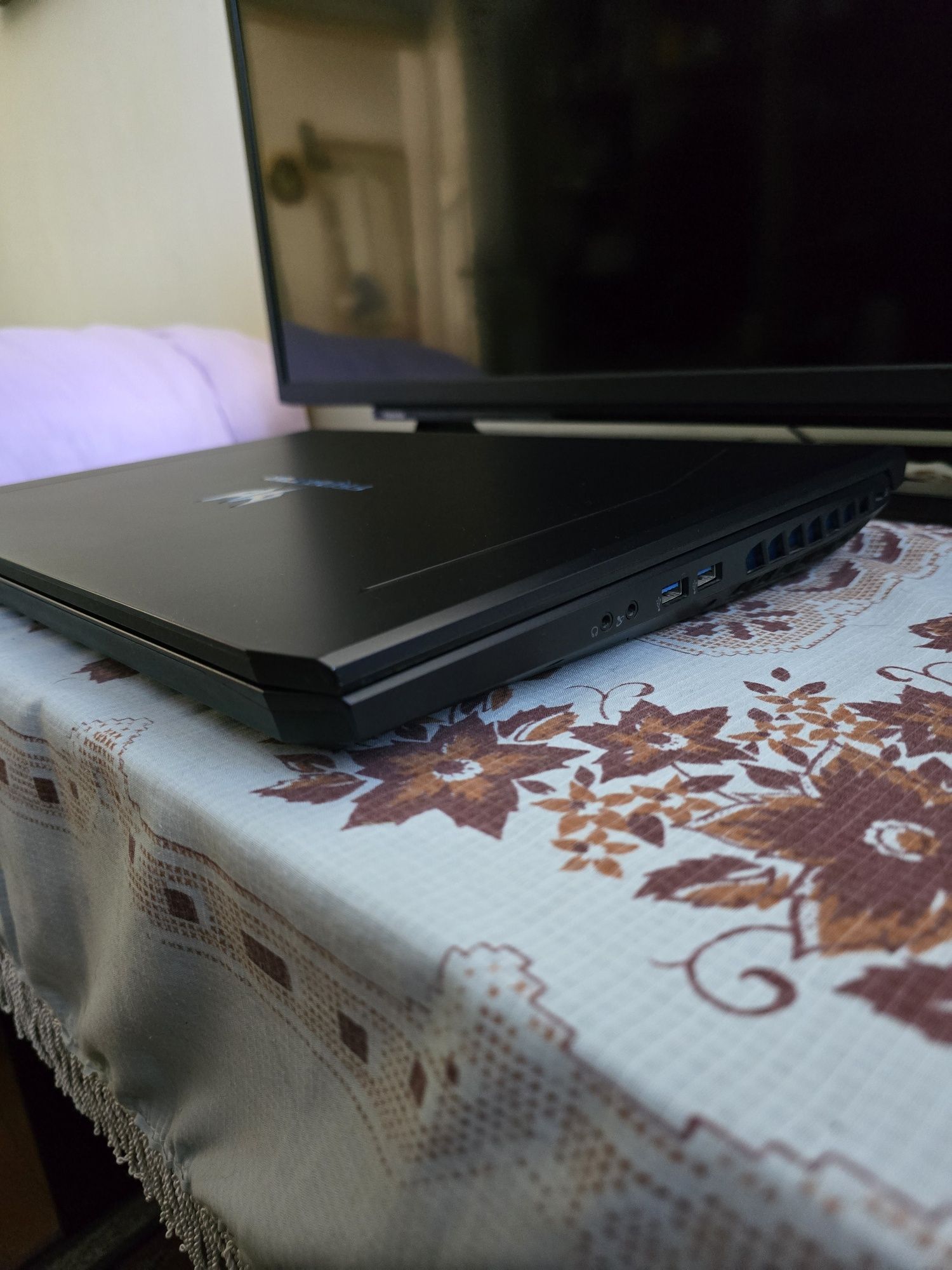 Acer predator helios 500