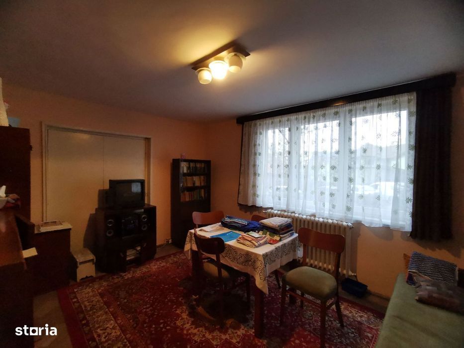 Apartament 3 camere, confort 1, Dâmbu Pietros