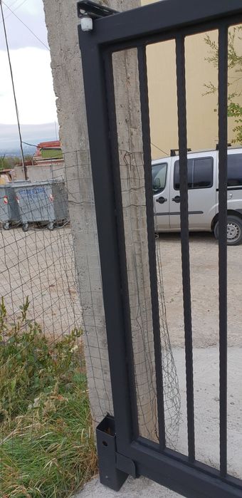 Изработка и монтаж метални огради,врати и патапети от всякакъв тип