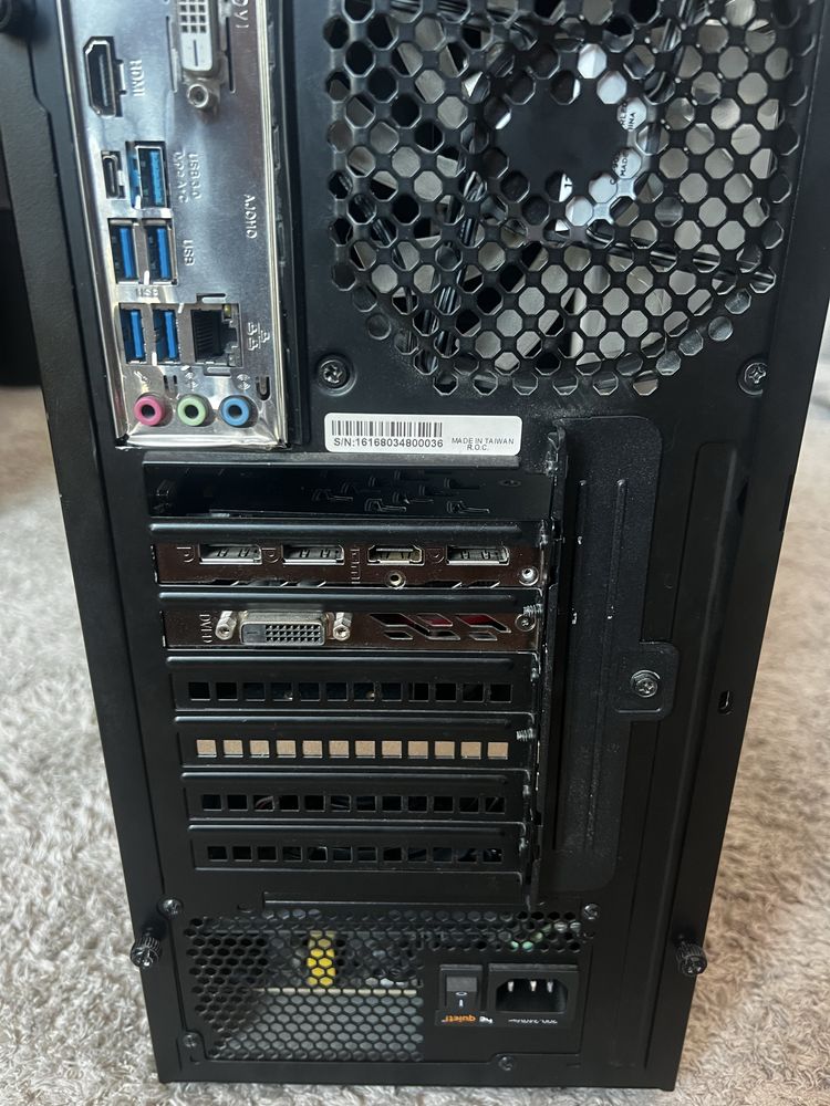Геймърски компютър Ryzen 7 1700 GTX 1060, 32GB RAM, 1TB SSD 1 TB HDD