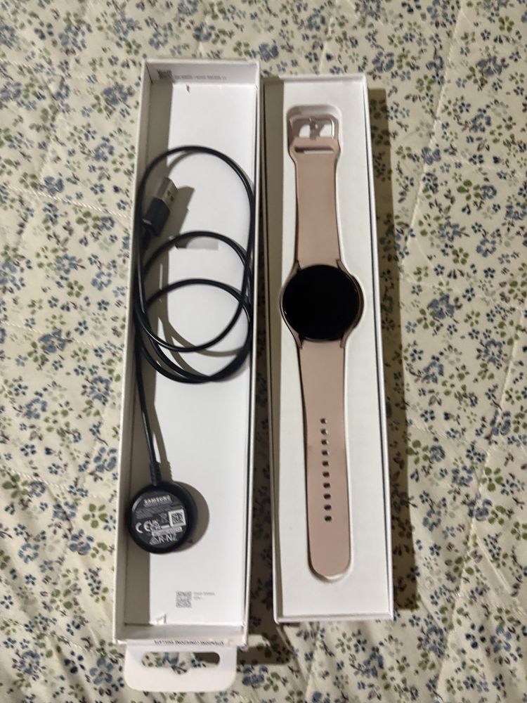 Смартчасовник Samsung Galaxy Watch 4