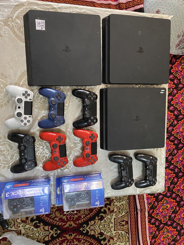 Playstation 4 joystiklari bilan birga hamma igralari bor