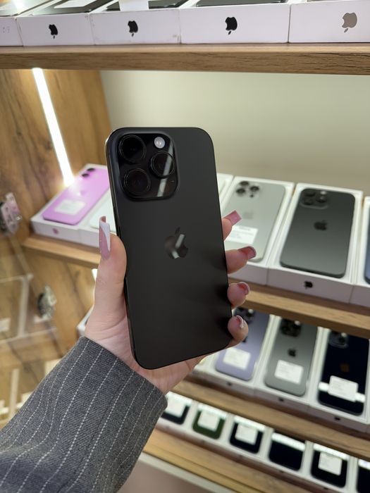 iphone 16 pro , 256 gb