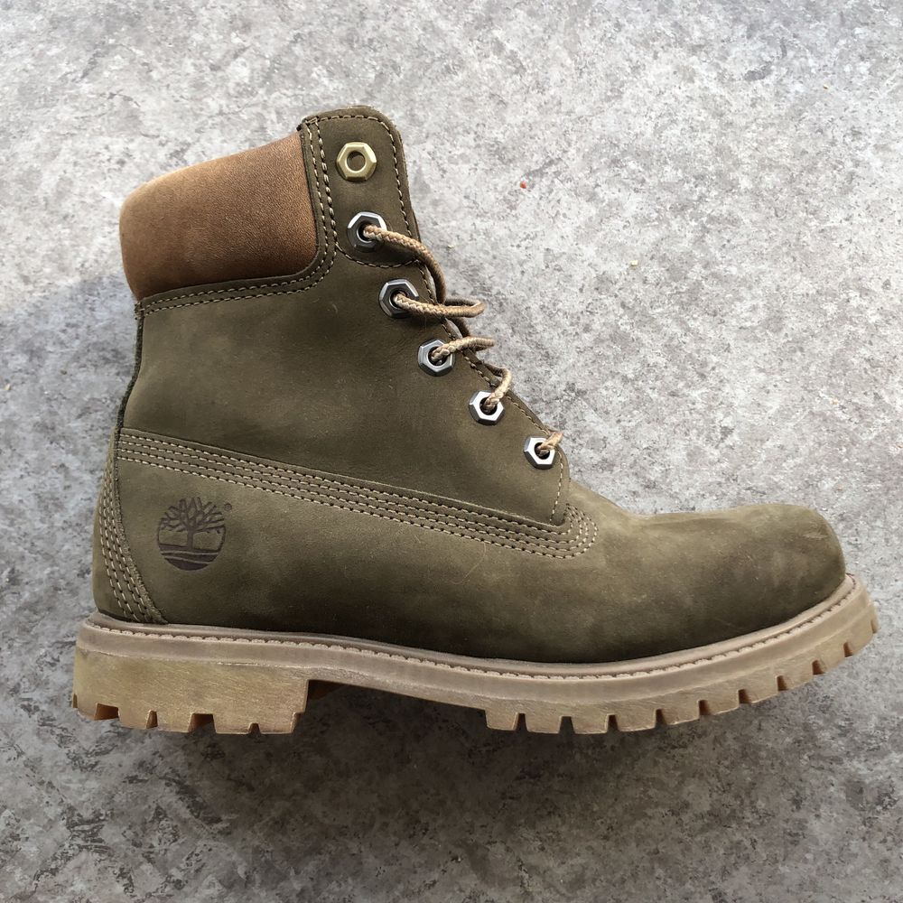 Ghete Timberland 6 inch bocanci marimea 36