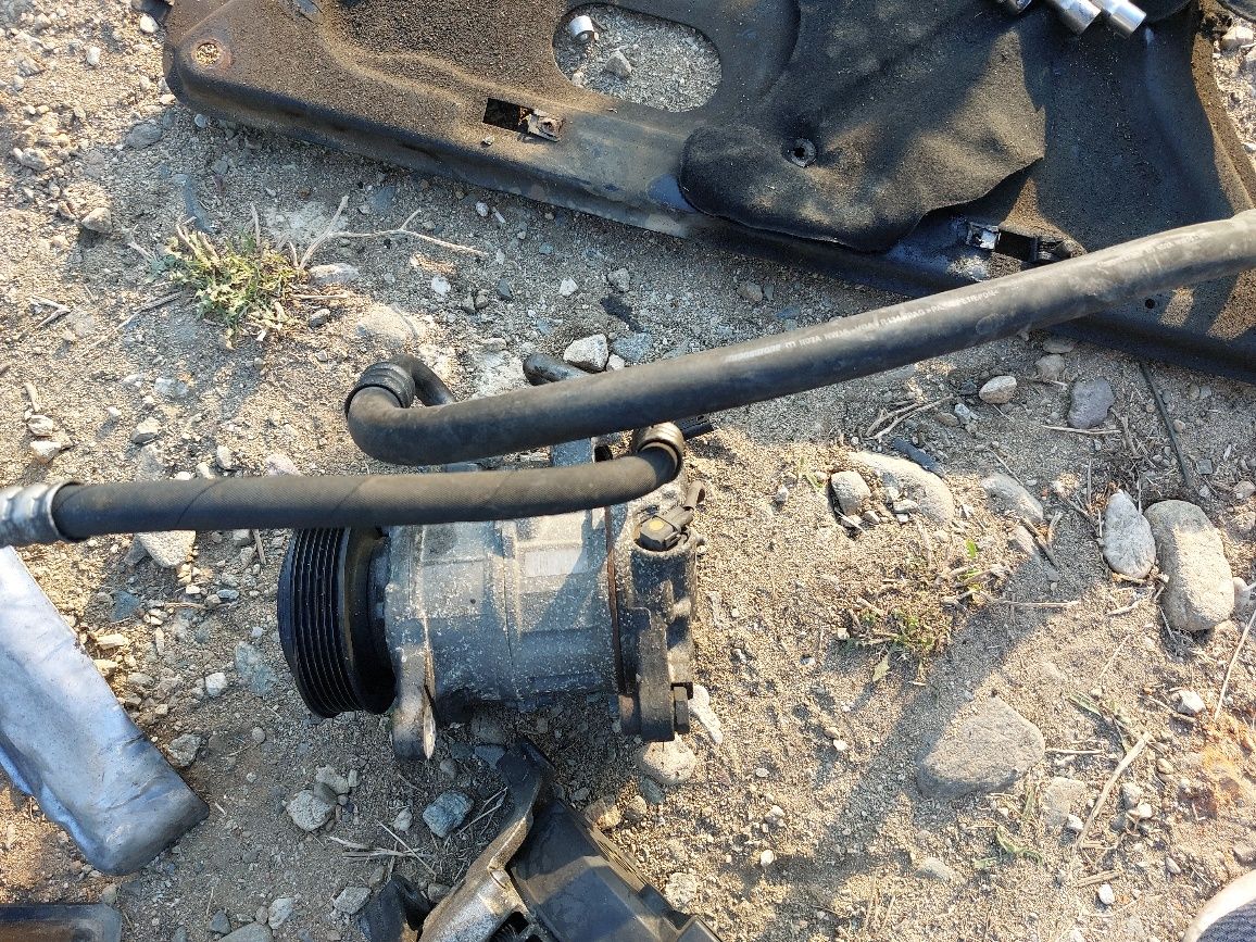 Компресор климатик Ф30 ф31 бмв 3.0д 258кс n57 bmw f30 f31 3.0d