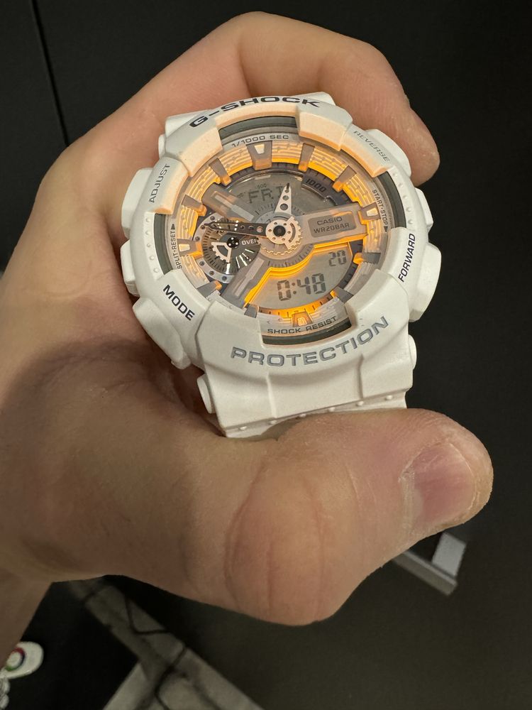 Casio G-SHOCK G SHOCK оригинален бял  GA 110C