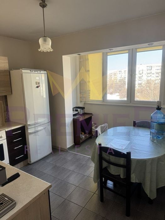 Продава се Тристаен апартамент в София, Младост 2 - 93 кв.м за 2366 €/кв.м - Снимка #3