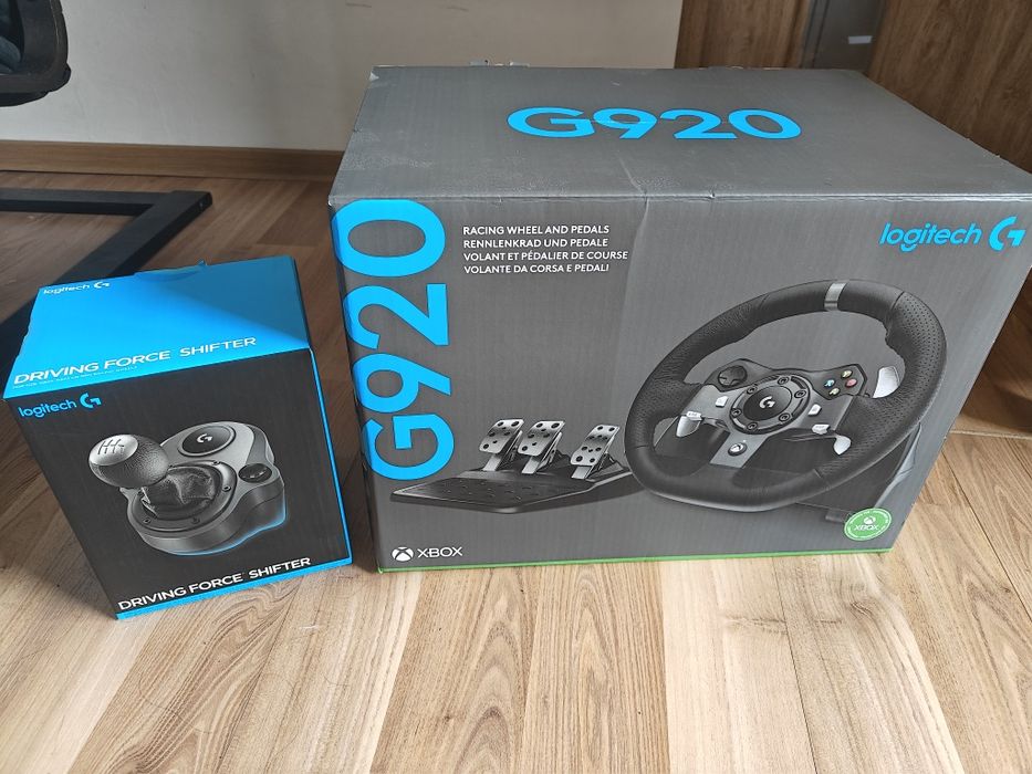 Volan Logitech G920 + schimbator Logitech Driving Force Shifter