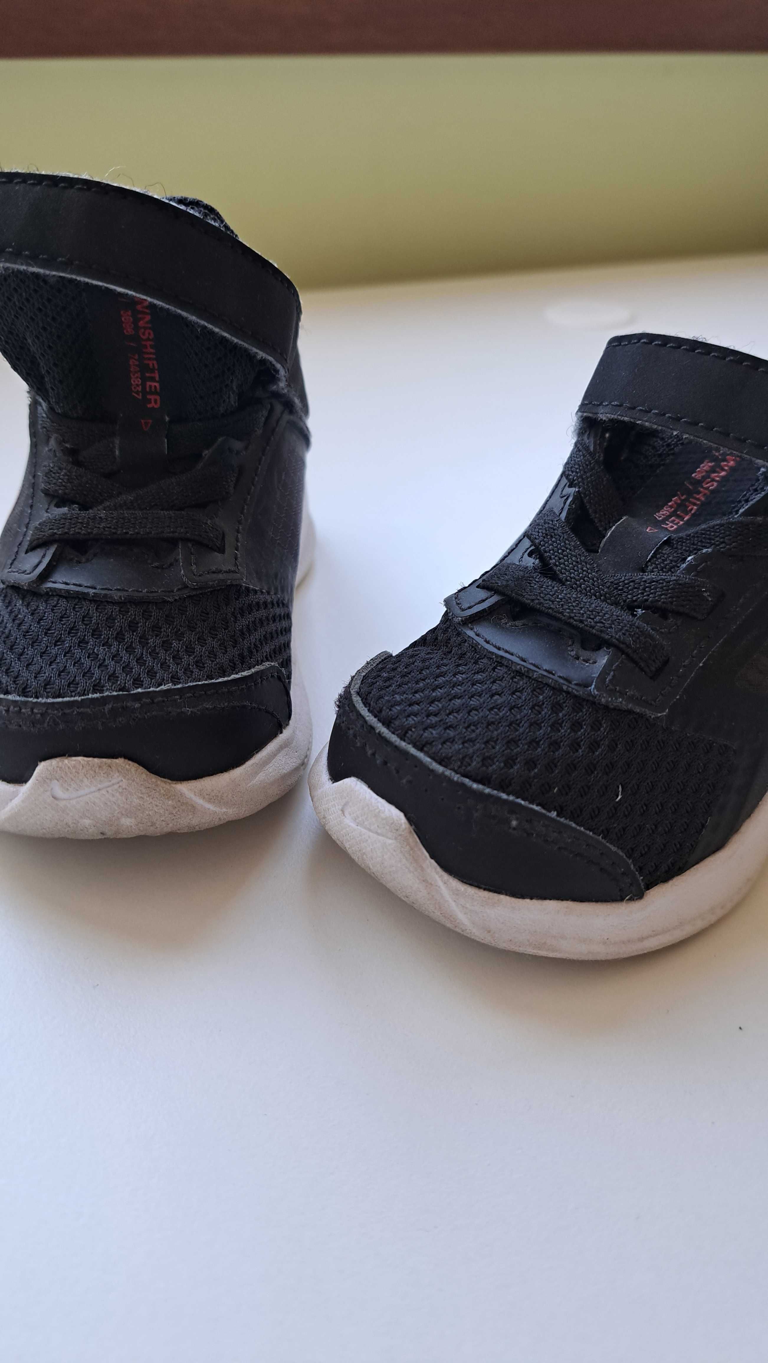 Детски текстилни маратонки Nike, размер 21