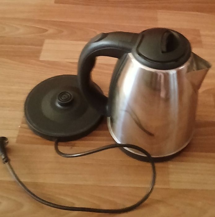 Продаётся электрочайник" Тефаль"ь