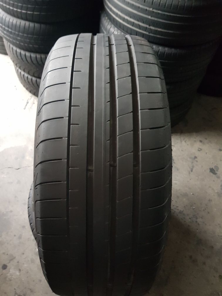 Goodyear 235/55 R19 105Y vară