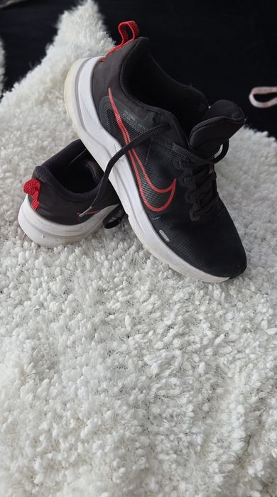 Мъжки маратонки на найк