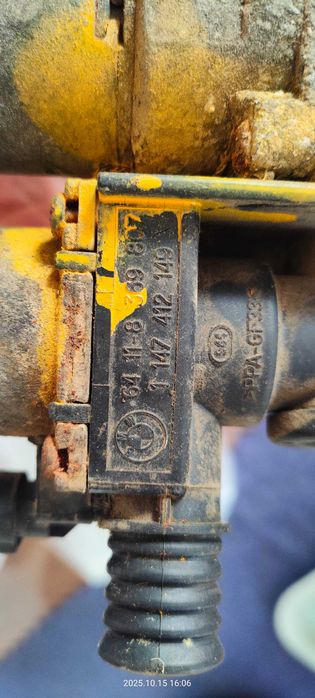 Циркулационна помпа и клапан парно Е46