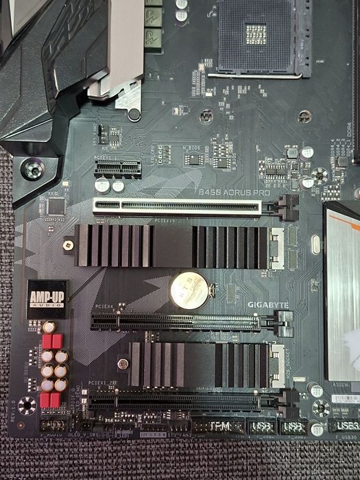 Placi de baza AM4 B450