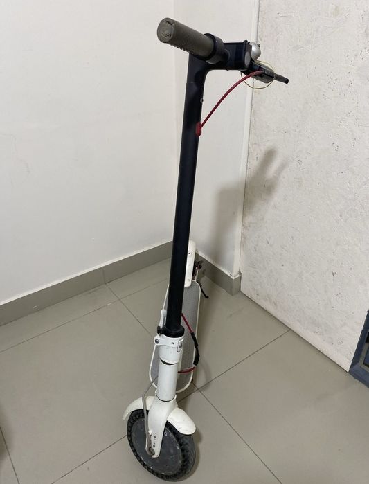 Продам самокат xiaomi m365