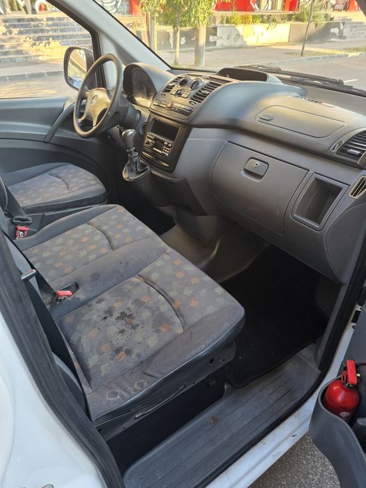 Vând Mercedes Vito 2,2 TDI  2008