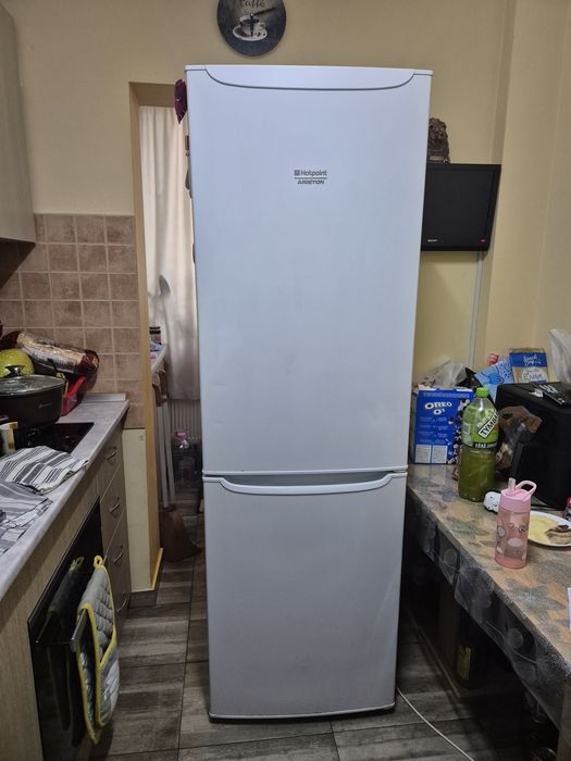Combina frigorifica / Frigider Hotpoint Ariston