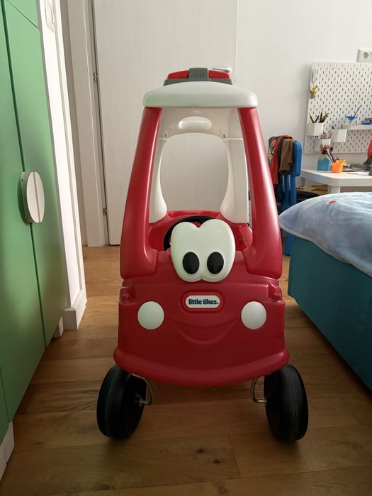 Masinuta pompieri Liitle Tikes - ca noua