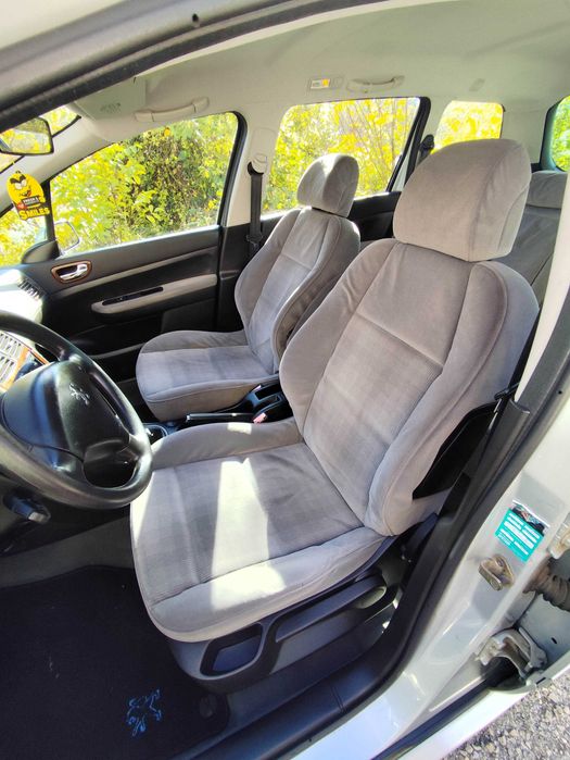 Продавам Peugeot 307 2.0 HDI