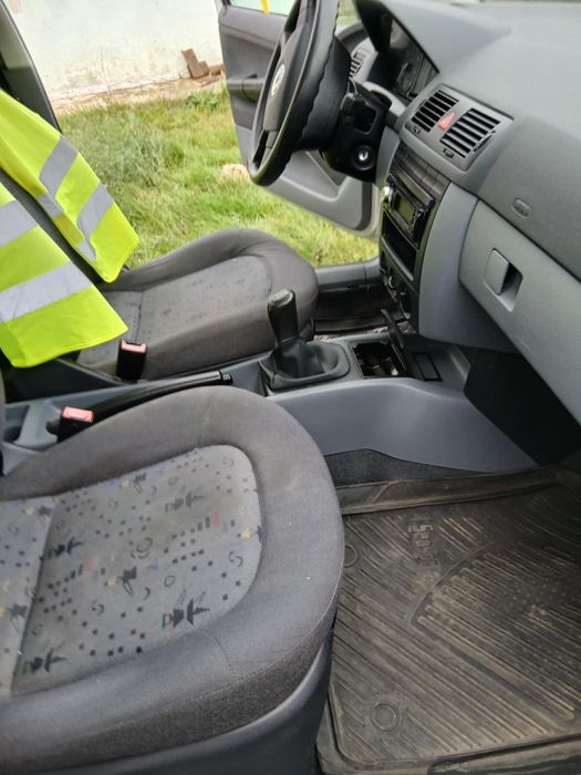 Skoda Fabia  se vinde