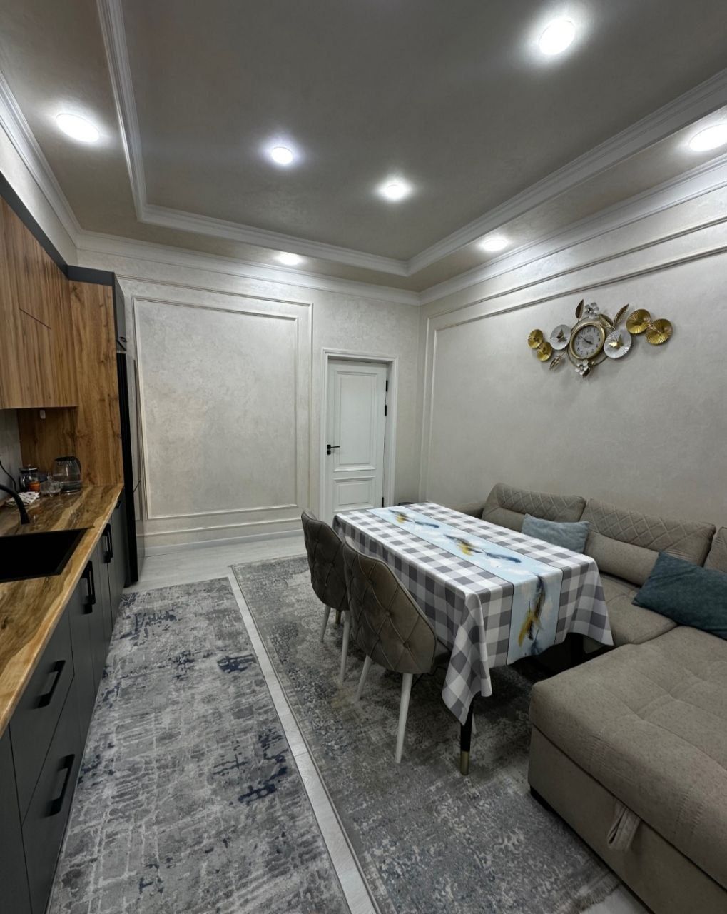 Продажа Квартиры 3/2/4 Площадь 98кв.м