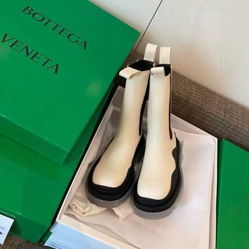 Bottega Veneta Pantofi pentru femei Cizme scurte botine din piele 6351