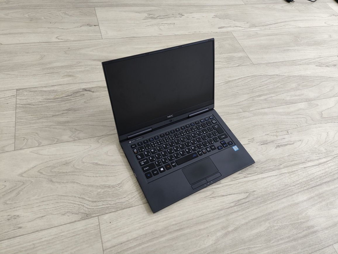 Ultrabook NEC I7 8/256Gb