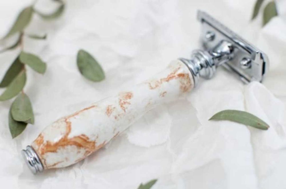 Cadou perfect elegant cu gust pentru bărbați aparat ras clasic LUX nou