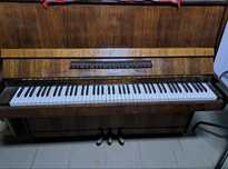 Vand pianina nocturno