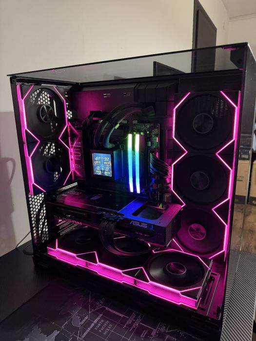 PC Gaming Ryzen 7 9800X3D / RX 9070 / 32 GB DDR5 6400 CL32 / 2TB SSD