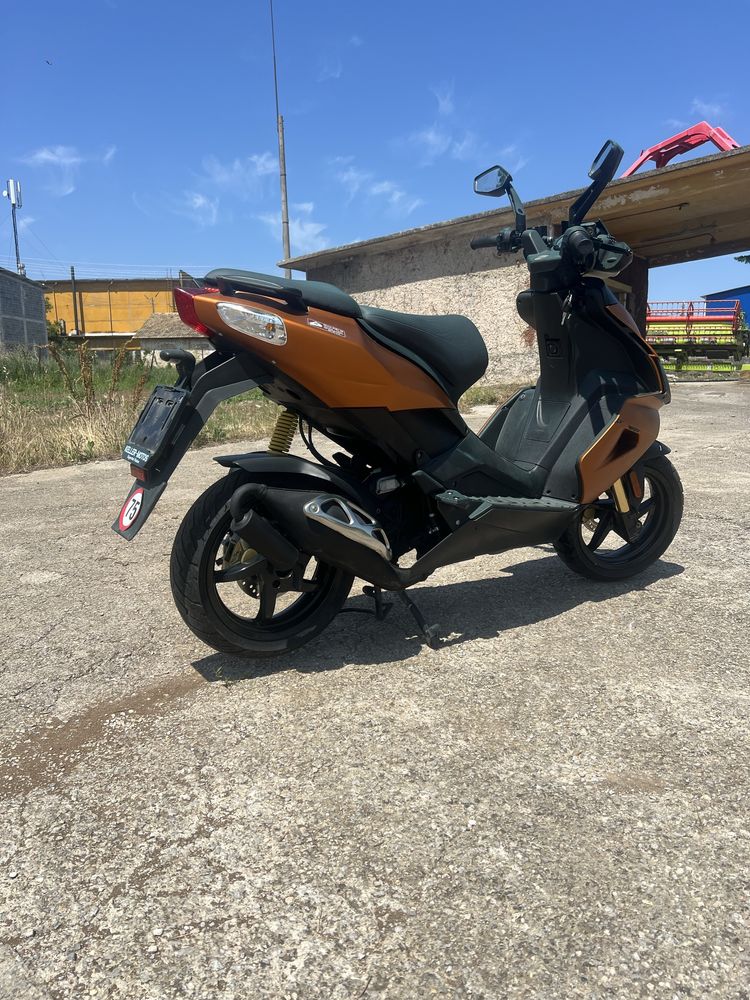 Aprilia sr 50 2013 нов внос