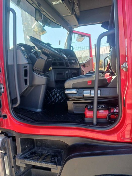 Renault T 460 / MEGA