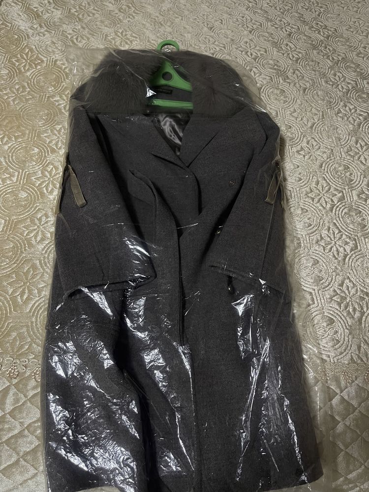 Продам пальто