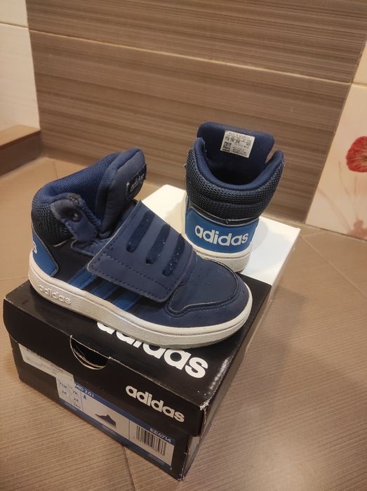 Оригинални Adidas кецове, номер 24, 28 лв