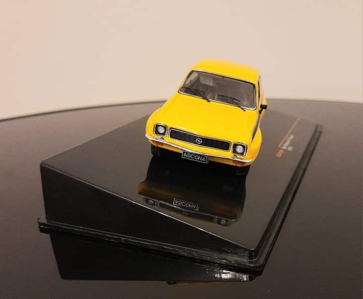 Opel Ascona A "Tuning" (1973) 1:43 Ixo