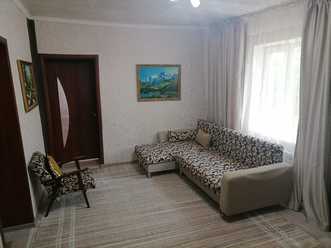 Дом в микрорайоне Чапаевка.